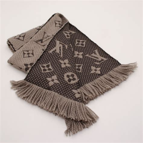 lv winter scarf